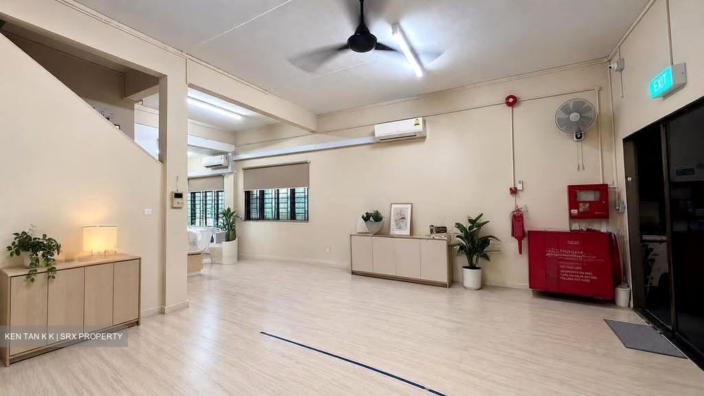Beauty Garden (D19), Terrace #632952911